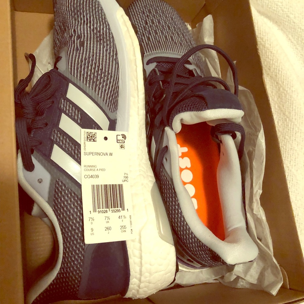 NEW Adidas supernova running shoes